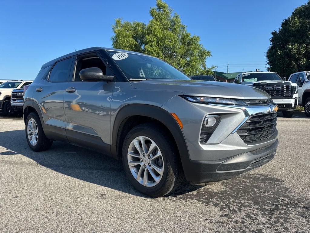 2025 Chevrolet Trailblazer LS