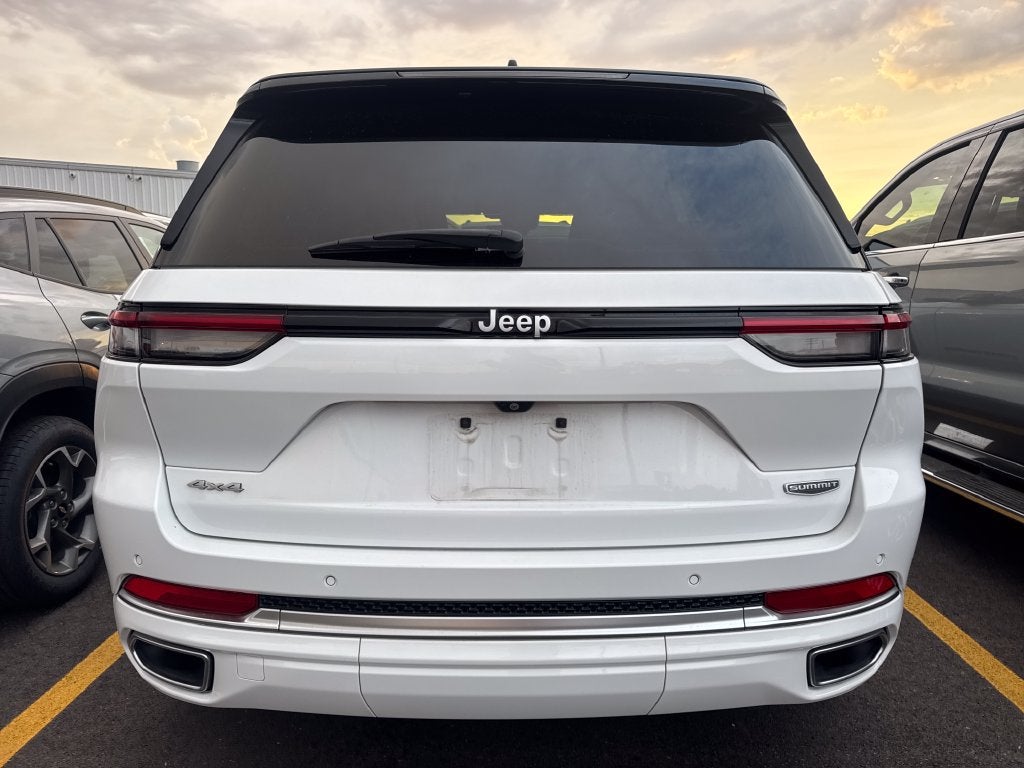 2024 Jeep Grand Cherokee Summit