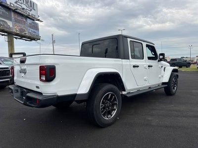 2023 Jeep Gladiator Overland