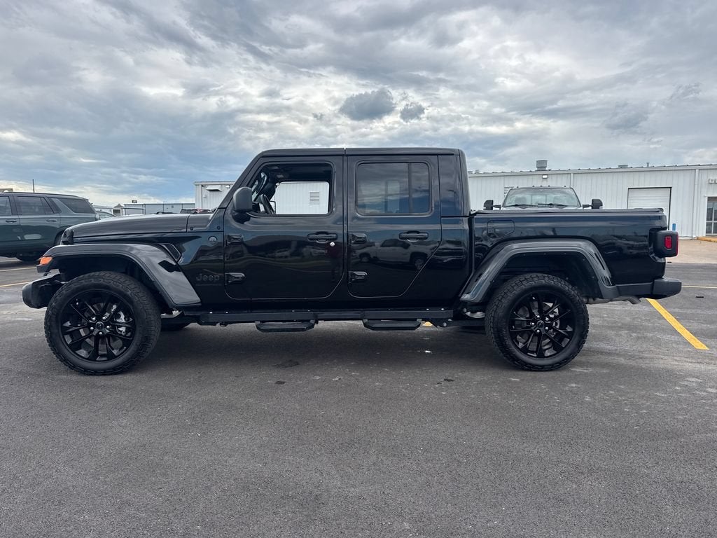 2025 Jeep Gladiator Nighthawk