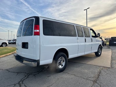 2024 Chevrolet Express Passenger 3500 1LT