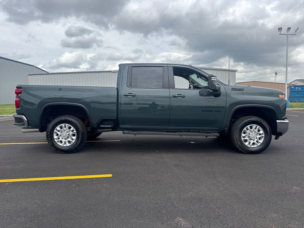 2025 Chevrolet Silverado 3500 HD LT