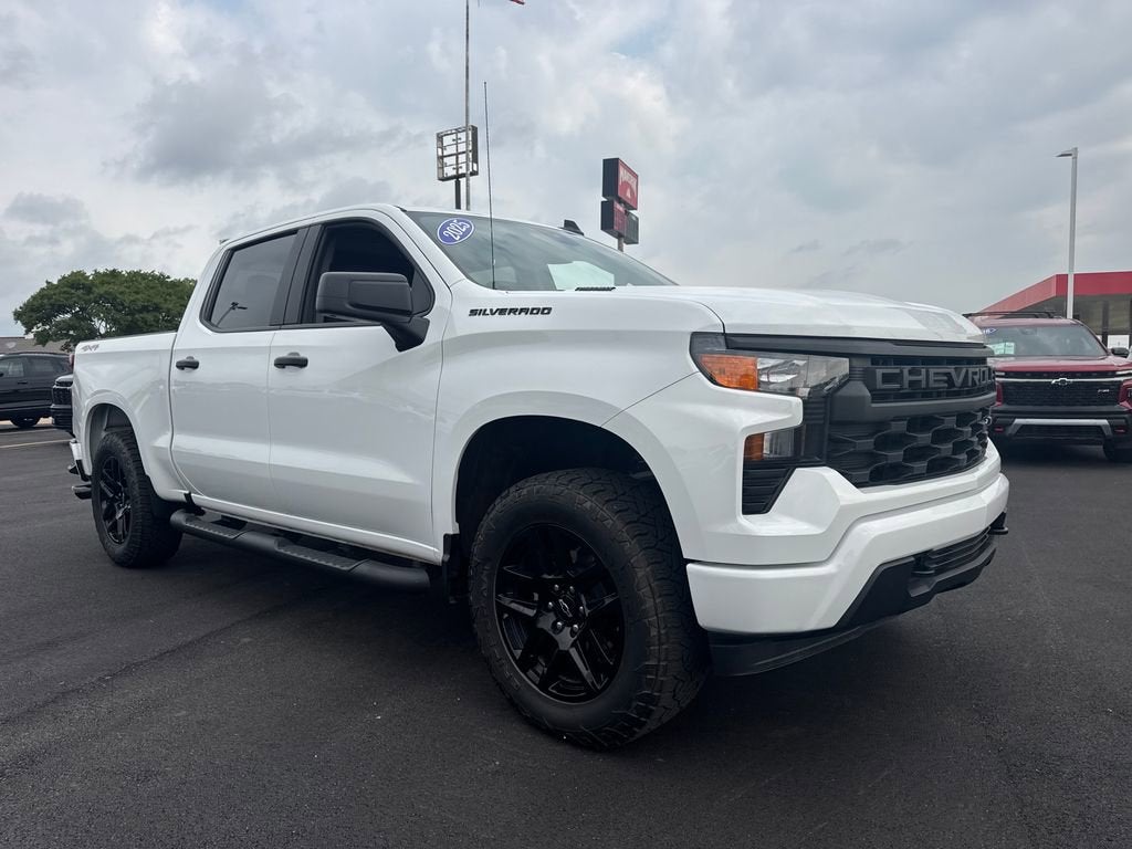 2025 Chevrolet Silverado 1500 Custom