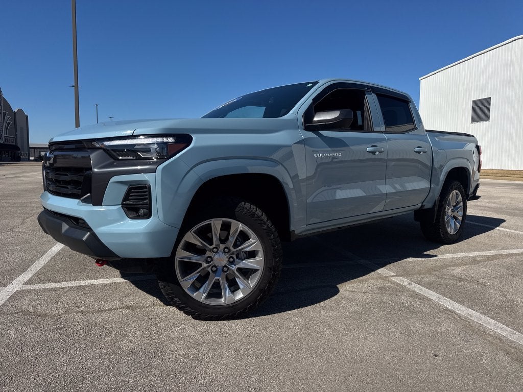 2025 Chevrolet Colorado LT
