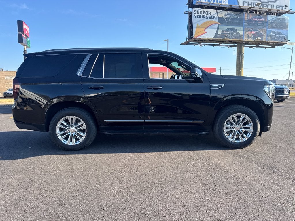 2022 GMC Yukon SLT