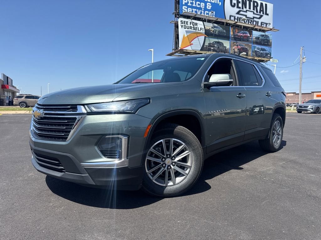 2023 Chevrolet Traverse LT Leather