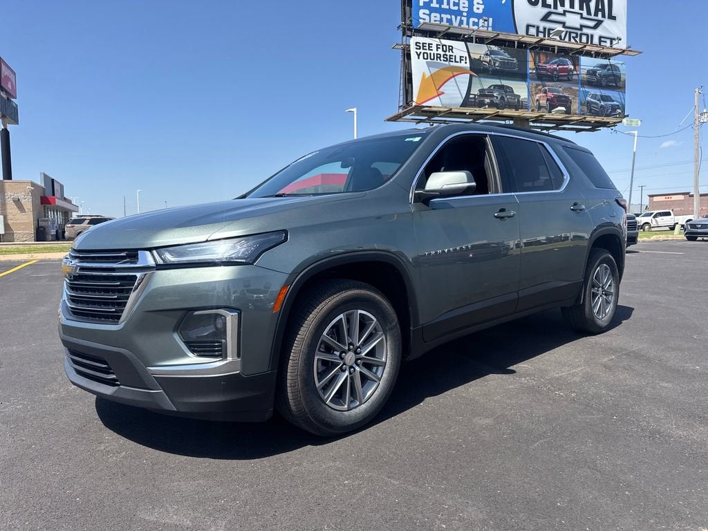 2023 Chevrolet Traverse LT Leather