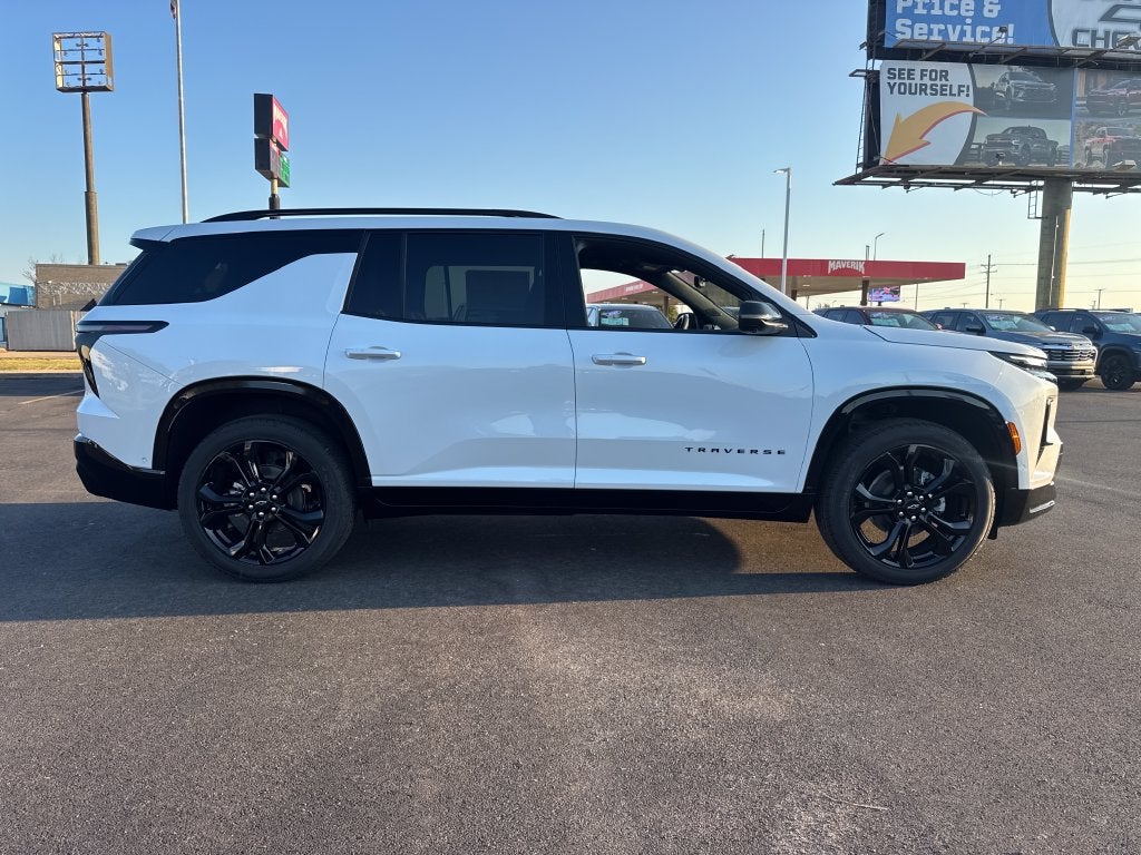 2027 Chevrolet Traverse RS
