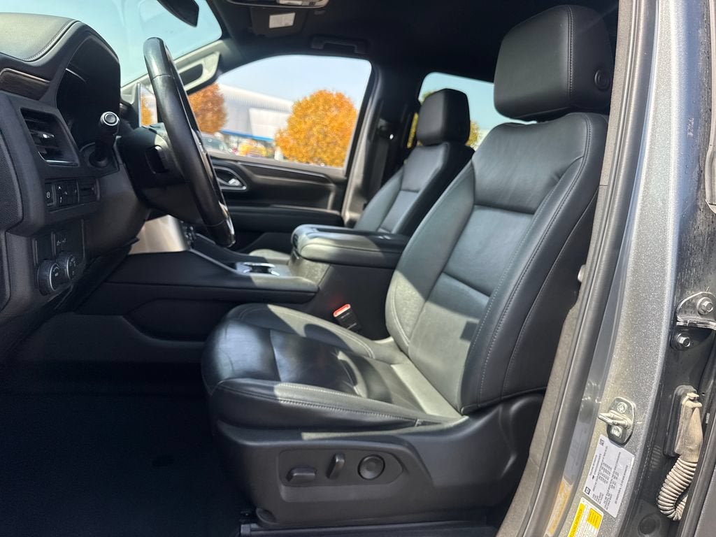 2022 Chevrolet Suburban LT