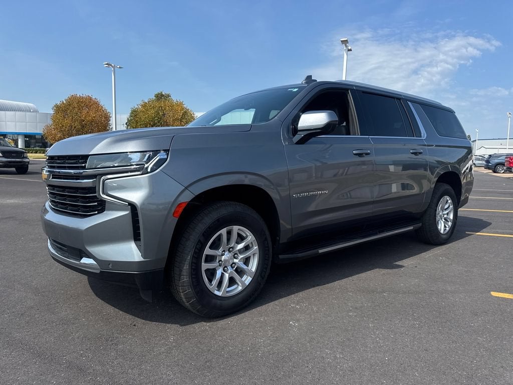 2022 Chevrolet Suburban LT