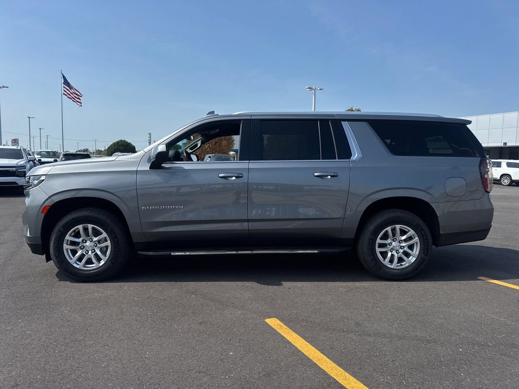 2022 Chevrolet Suburban LT
