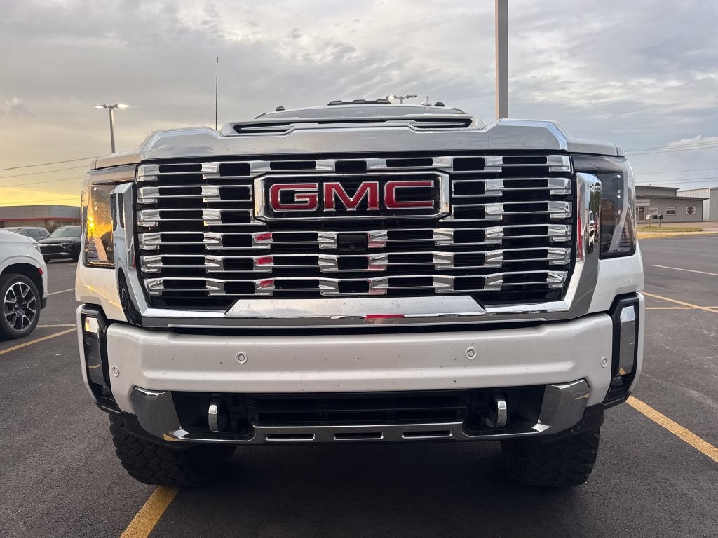 2025 GMC Sierra 2500 HD Denali