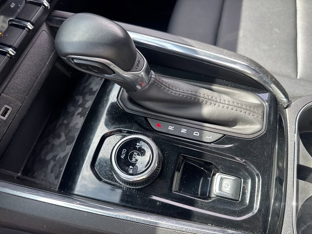 2025 GMC Canyon Elevation