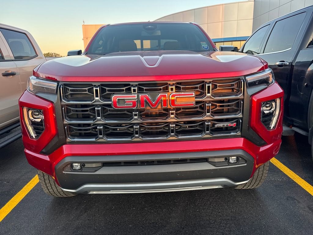 2024 GMC Canyon AT4