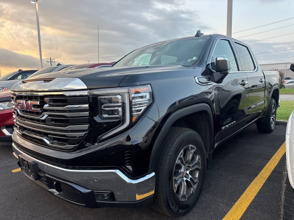 2025 GMC Sierra 1500 SLT