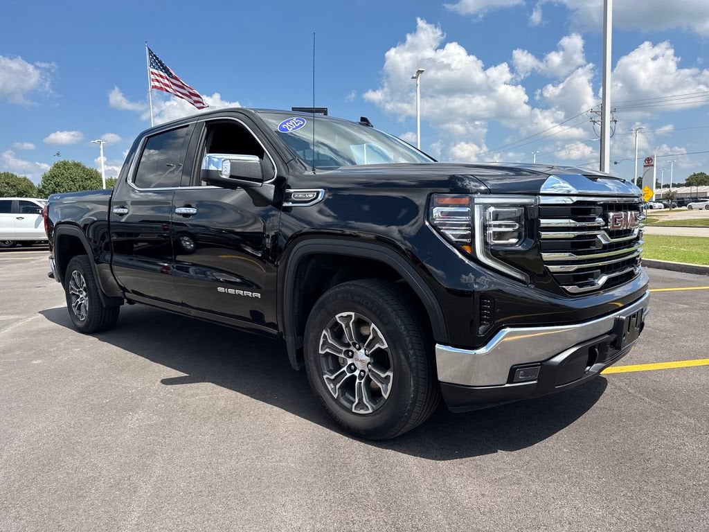 2025 GMC Sierra 1500 SLT