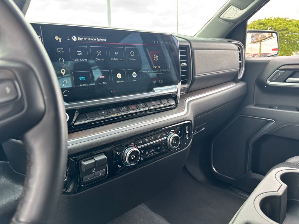 2025 GMC Sierra 1500 SLT