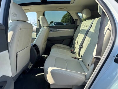 2022 Cadillac XT5 FWD Premium Luxury