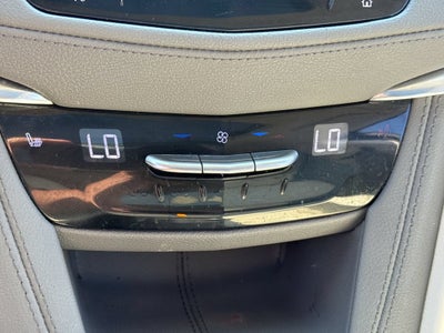 2022 Cadillac XT5 FWD Premium Luxury