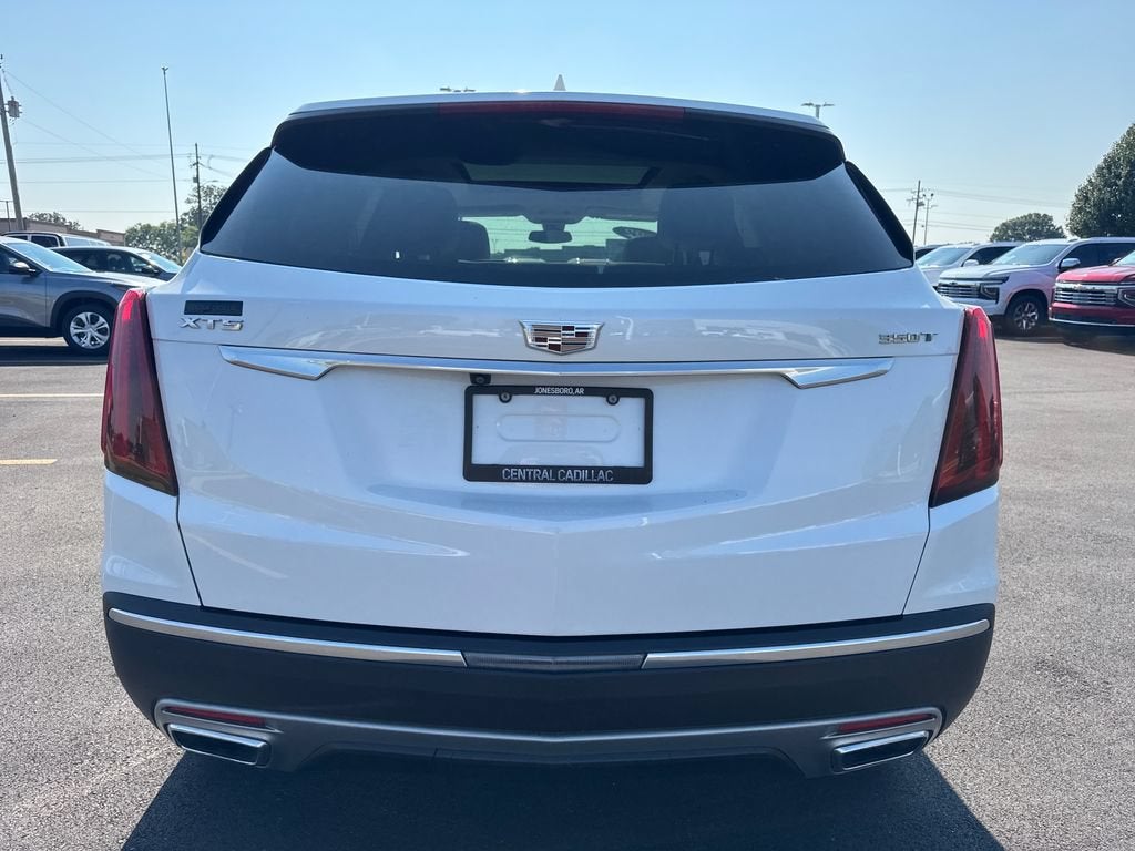 2022 Cadillac XT5 FWD Premium Luxury