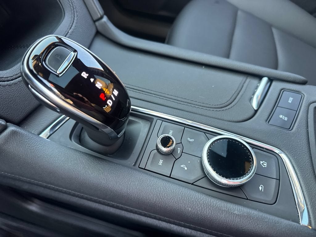 2024 Cadillac XT6 Luxury