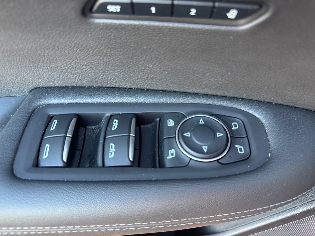 2024 Cadillac XT6 Luxury