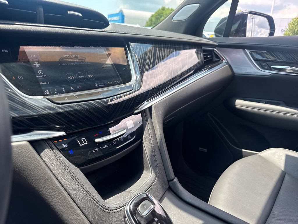 2024 Cadillac XT6 Premium Luxury