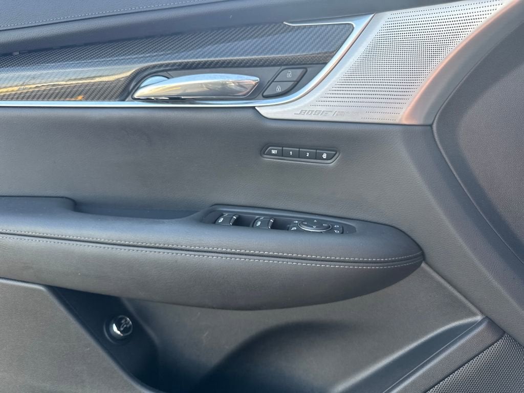 2023 Cadillac XT6 Sport