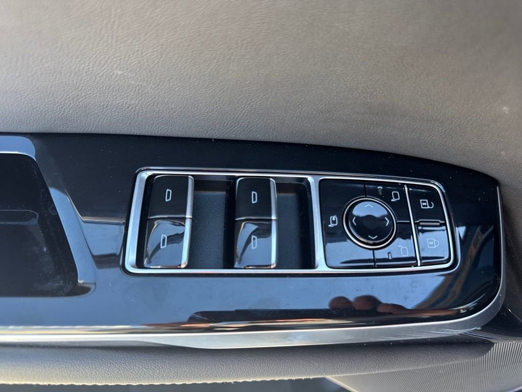 2025 Cadillac Escalade Premium Luxury