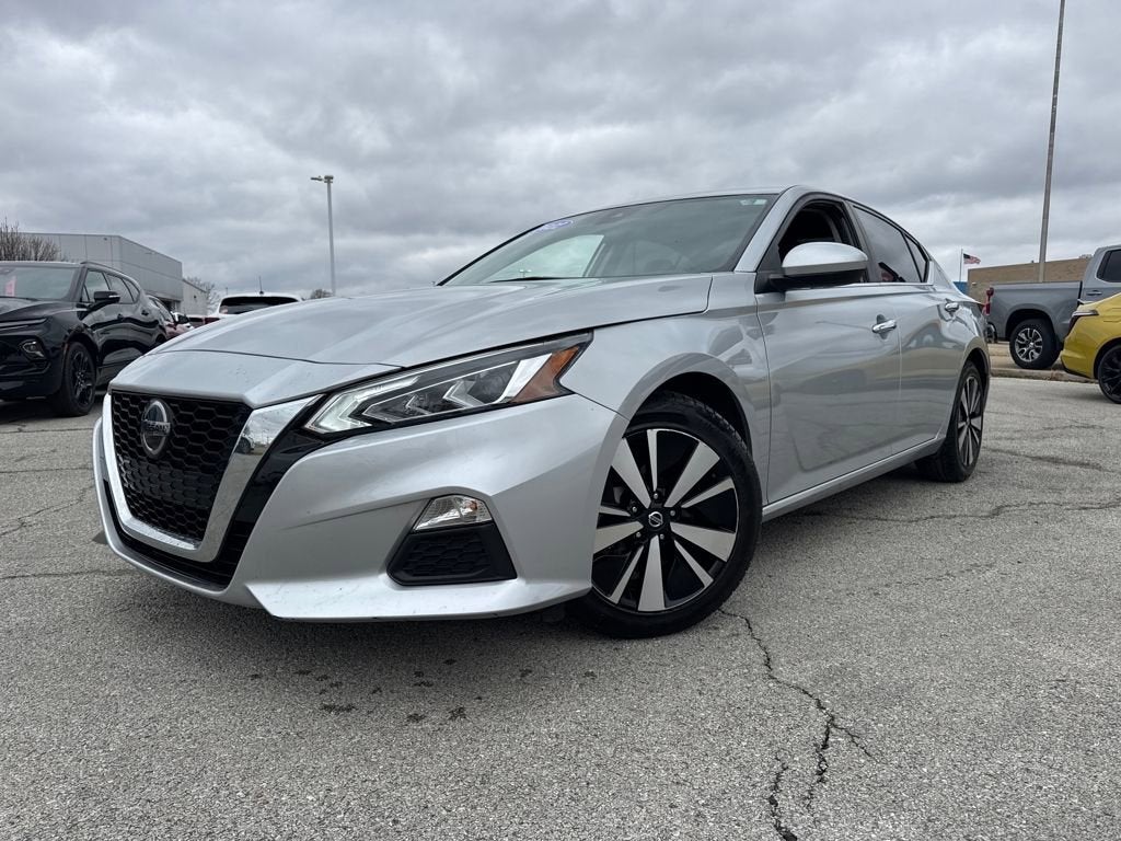 2022 Nissan Altima 2.5 SV