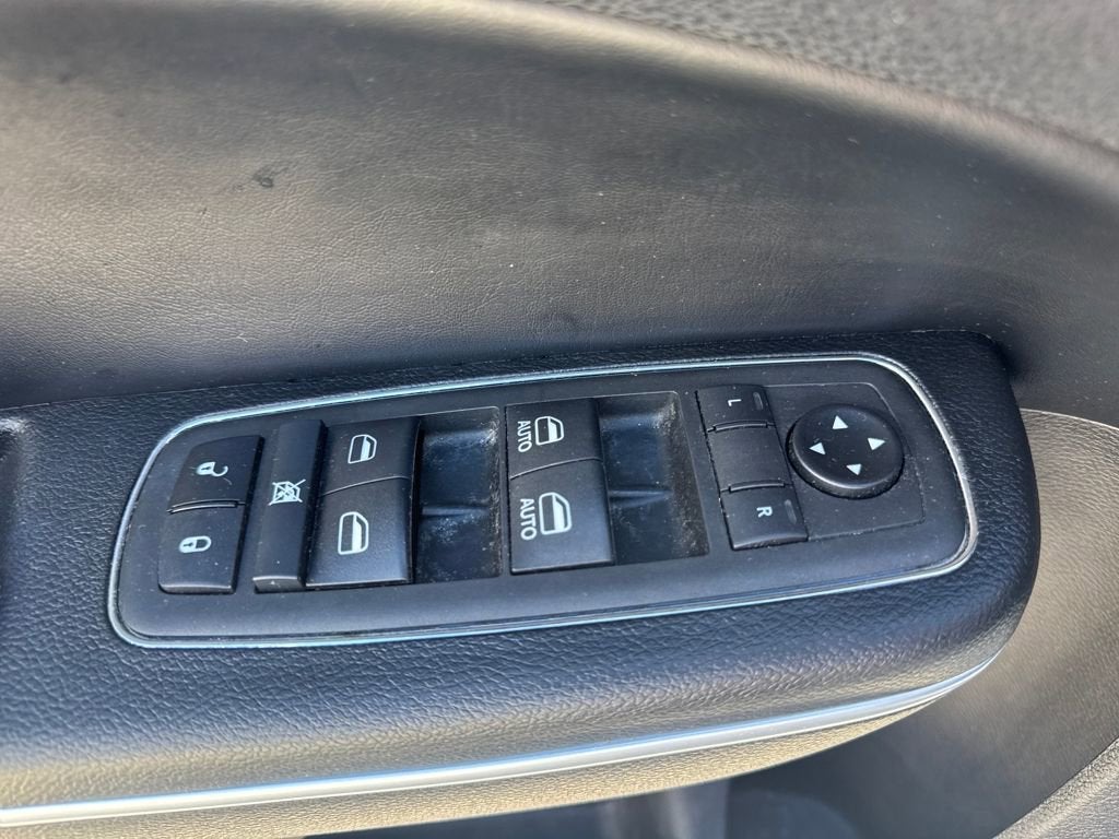 2021 Chrysler 300 Touring