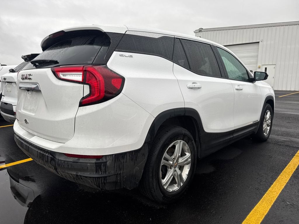 2022 GMC Terrain SLE