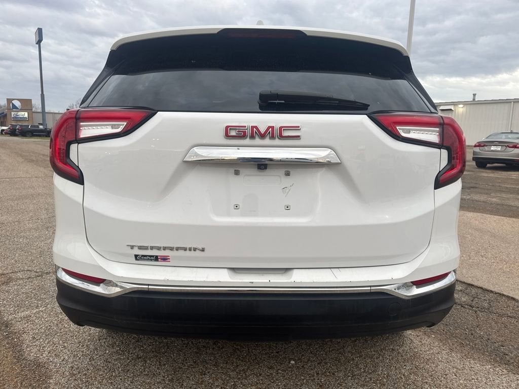2024 GMC Terrain SLT