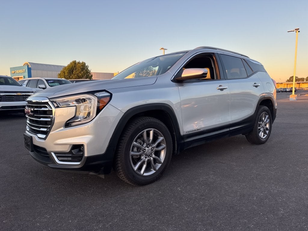 2022 GMC Terrain SLT