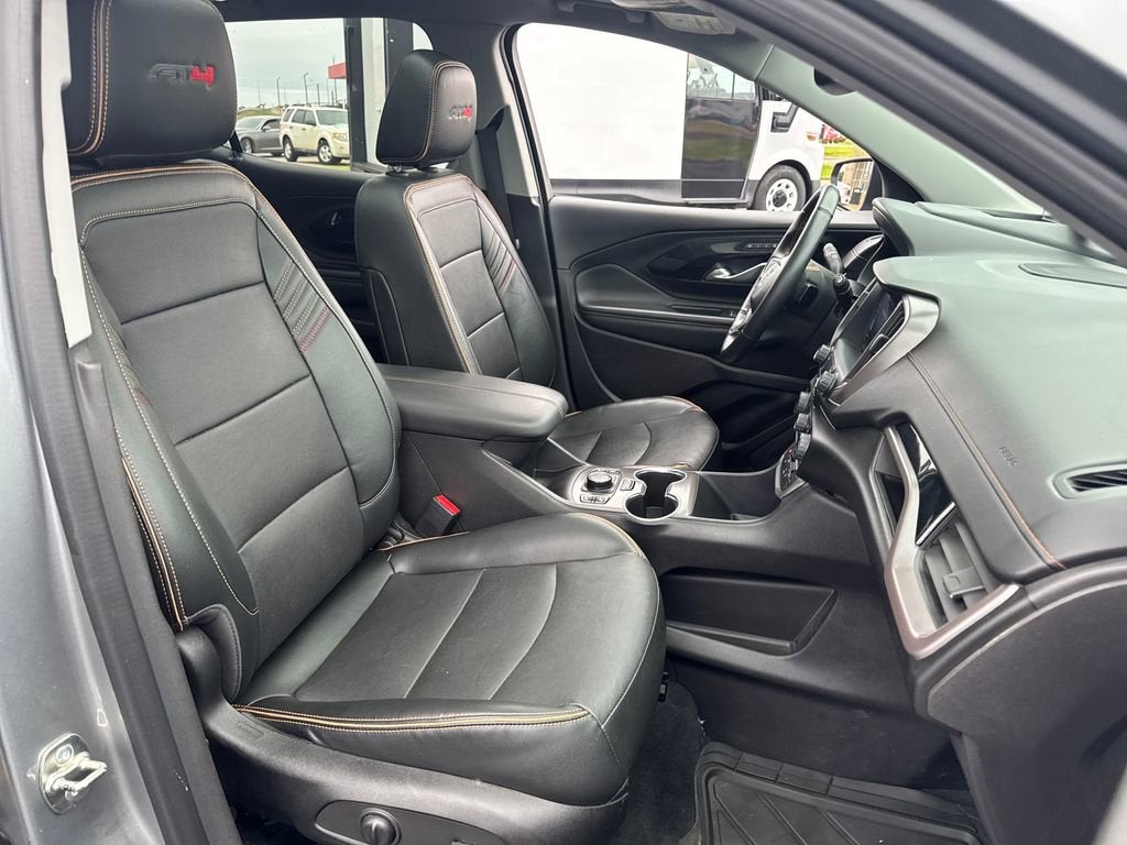 2024 GMC Terrain AT4