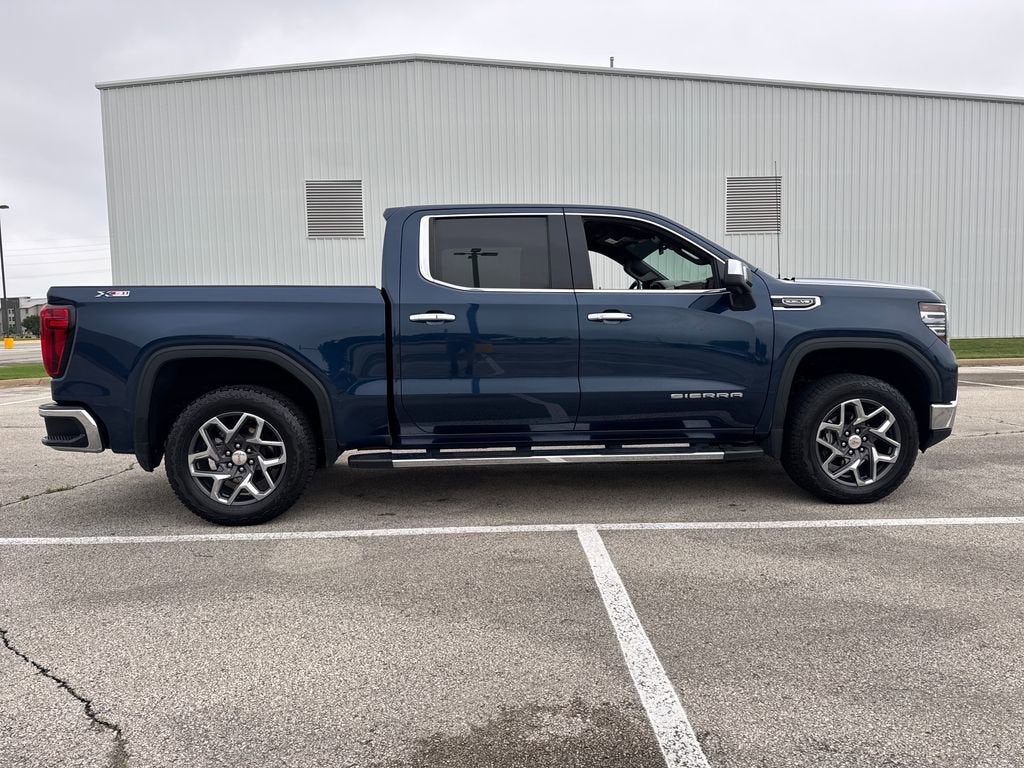 2023 GMC Sierra 1500 SLT