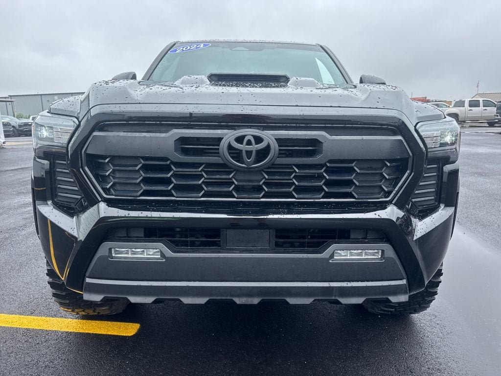 2024 Toyota Tacoma 4WD SR5