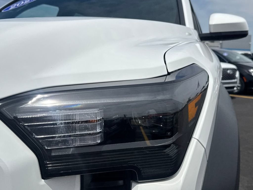 2024 Toyota Tacoma 4WD SR5