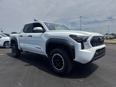 2024 Toyota Tacoma 4WD SR5