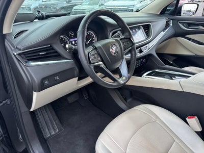 2022 Buick Enclave Essence