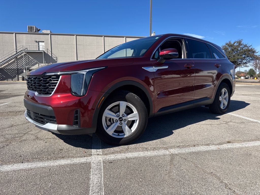 2025 Kia Sorento LX