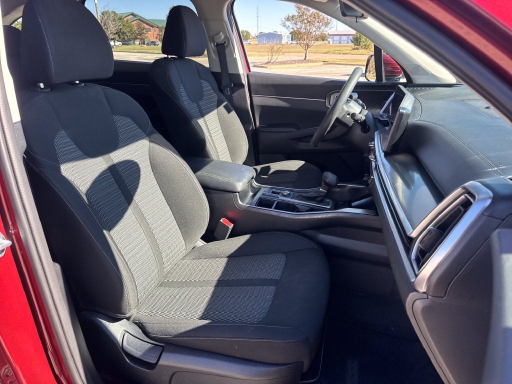 2025 Kia Sorento LX