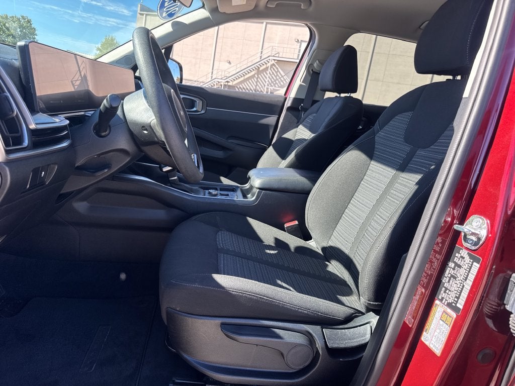 2025 Kia Sorento LX