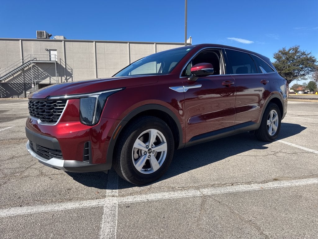 2025 Kia Sorento LX