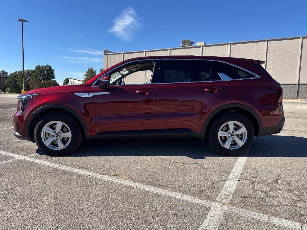 2025 Kia Sorento LX