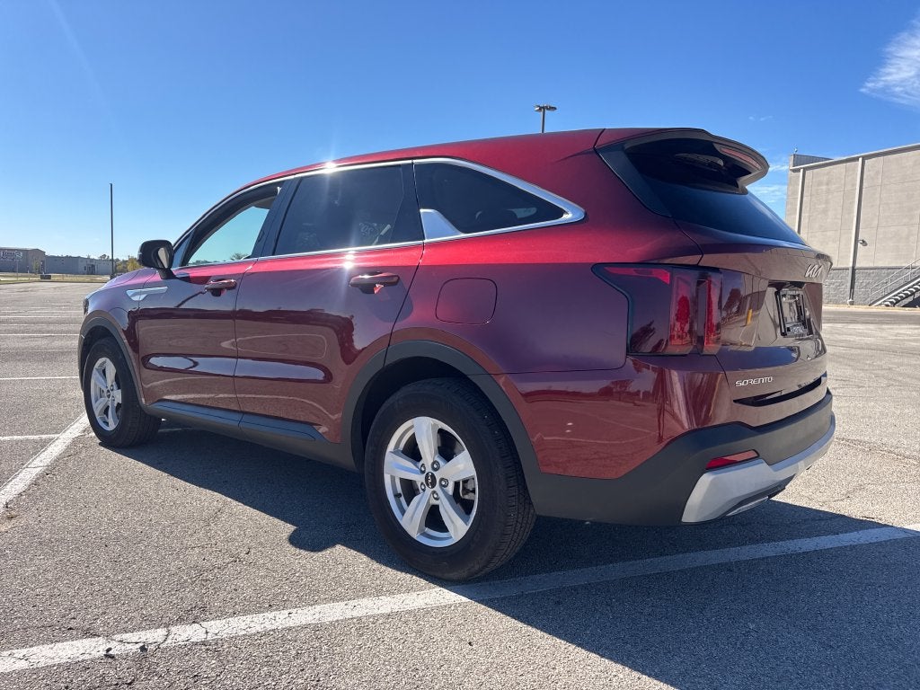 2025 Kia Sorento LX