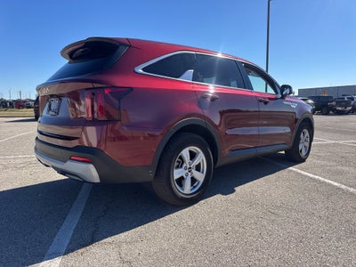 2025 Kia Sorento LX