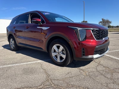 2025 Kia Sorento LX