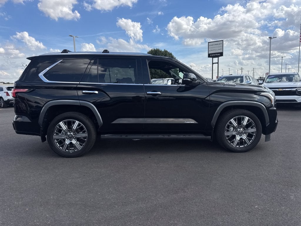 2026 Toyota Sequoia SR5