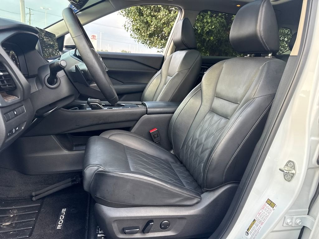 2025 Nissan Rogue Platinum